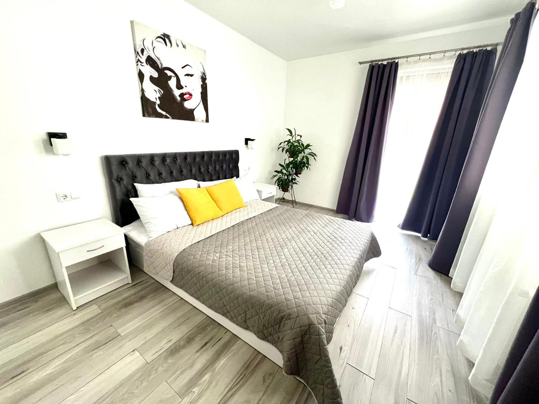 Osapart Romantic Apartment In The Complex Great Britain Lemberg Exterior foto