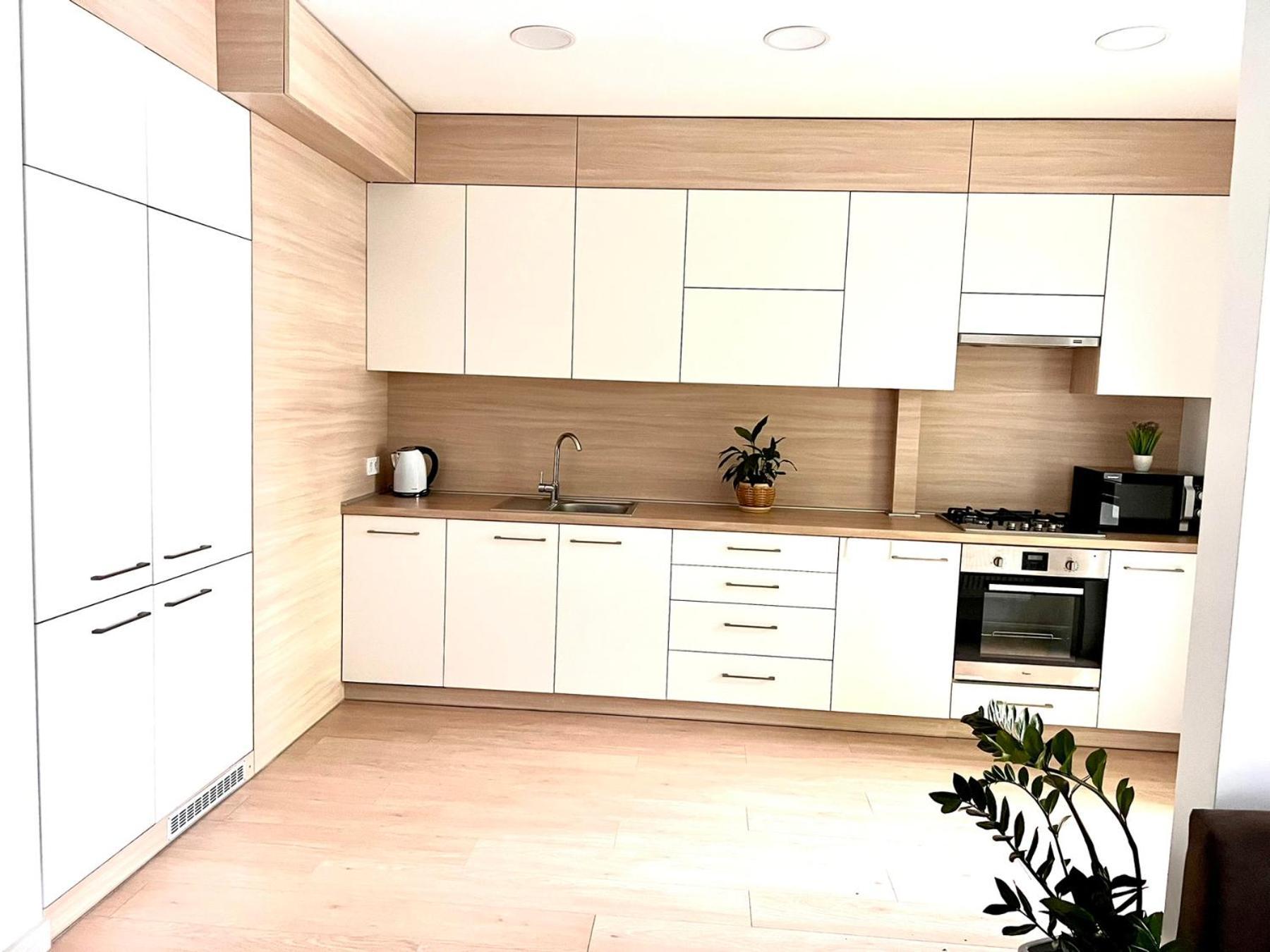 Osapart Romantic Apartment In The Complex Great Britain Lemberg Exterior foto